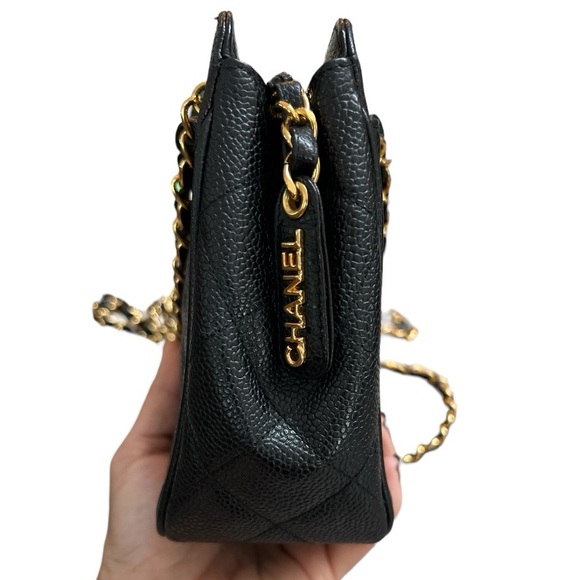 Authentic vintage CHANEL diamond quilted CC Turnlock crossbody bag EXCELLENT! - Picture 6 of 14